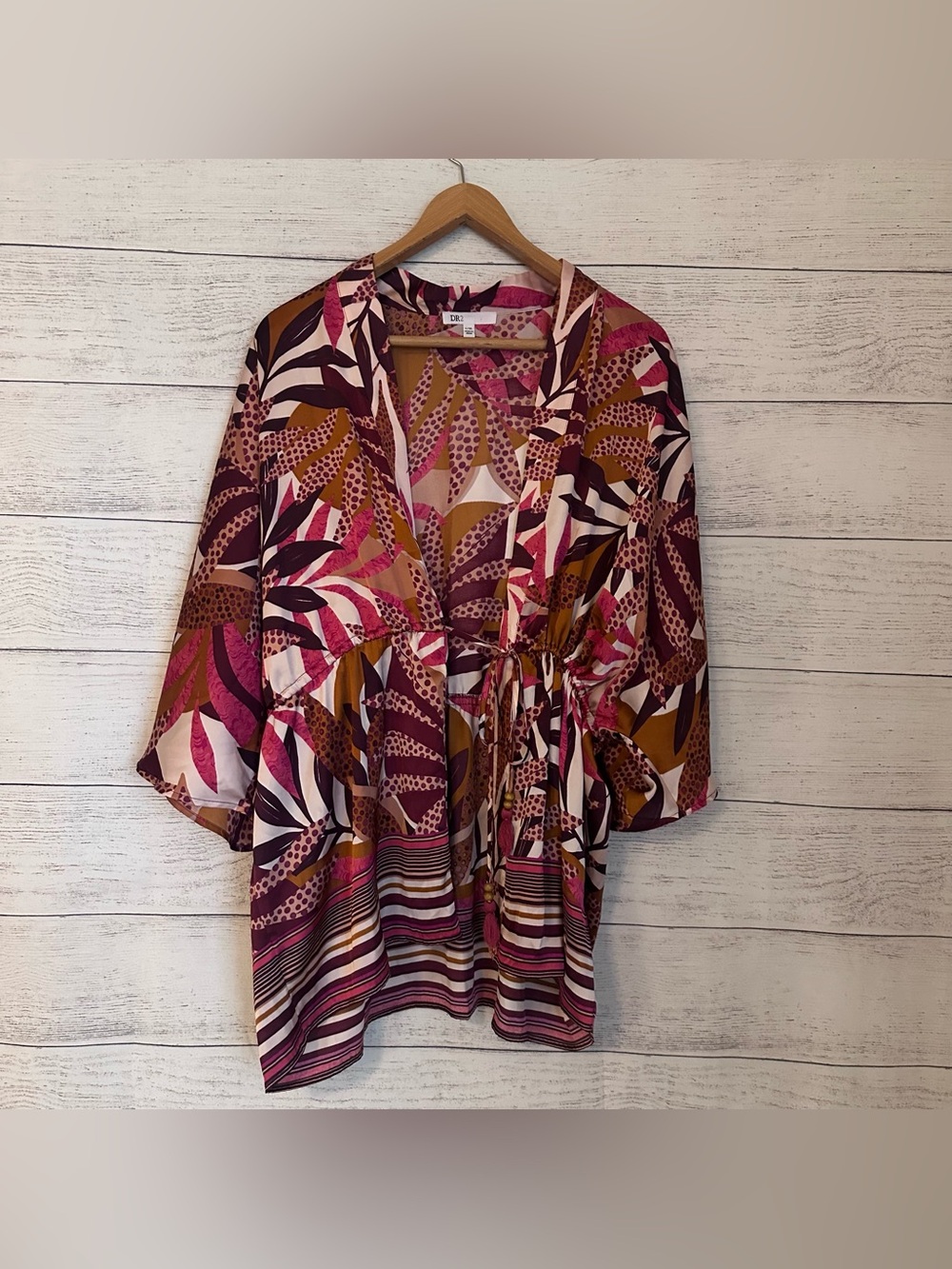 Daniel Rainn DR2 Kimono Tie Front Floral Blouse.